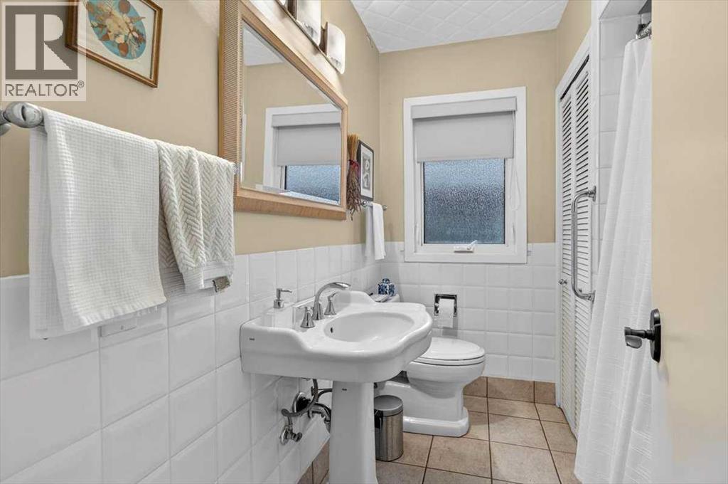 2808 35 Street Sw, Calgary, Alberta  T3E 2Y5 - Photo 24 - A2287781