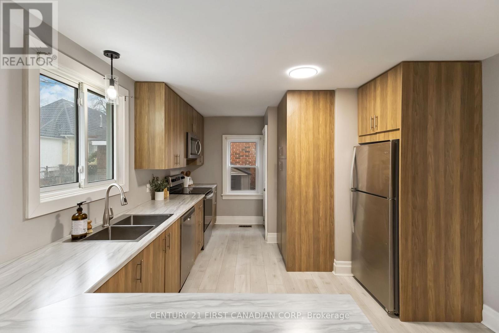 23 Mitchell Street, St. Thomas, Ontario  N5R 2T6 - Photo 14 - X12820356