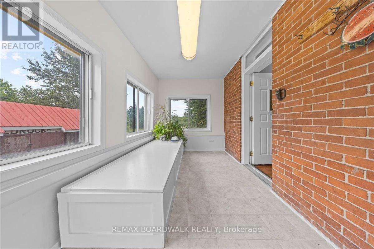 3904 March Road, Ottawa, Ontario K0A 1L0 - Photo 3 - X12820250