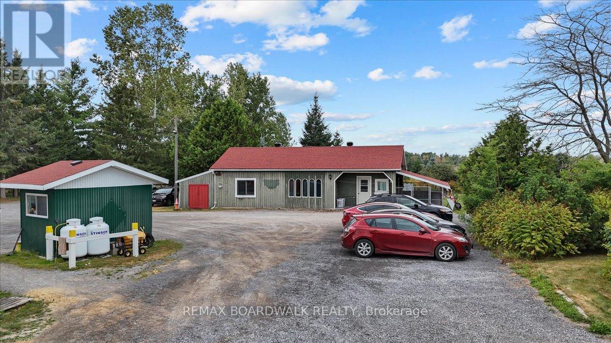 3904 March Road, Ottawa, Ontario K0A 1L0 - Photo 32 - X12820250