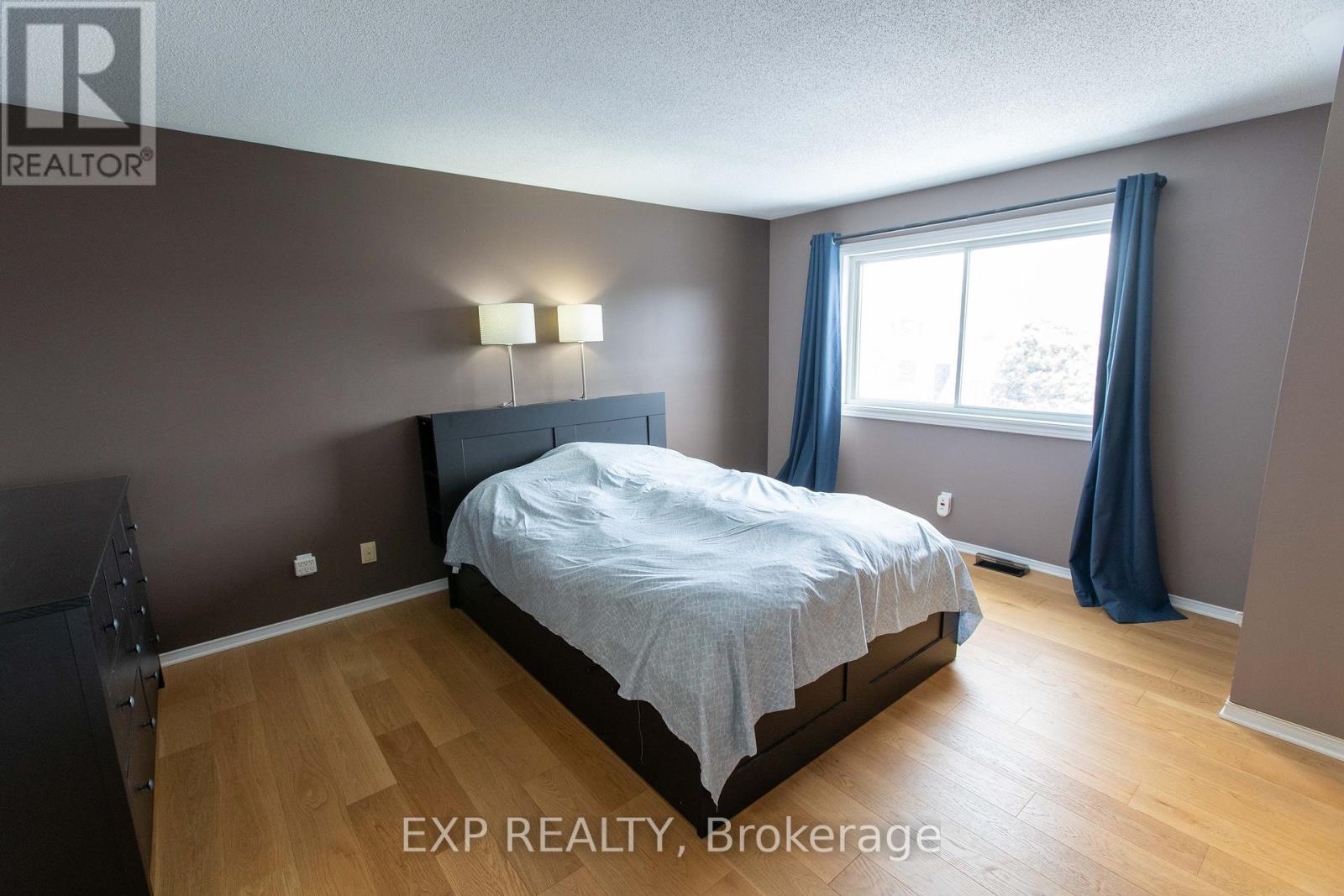 54 Sheppard's Glen Avenue, Ottawa, Ontario  K2M 2M9 - Photo 11 - X12820252