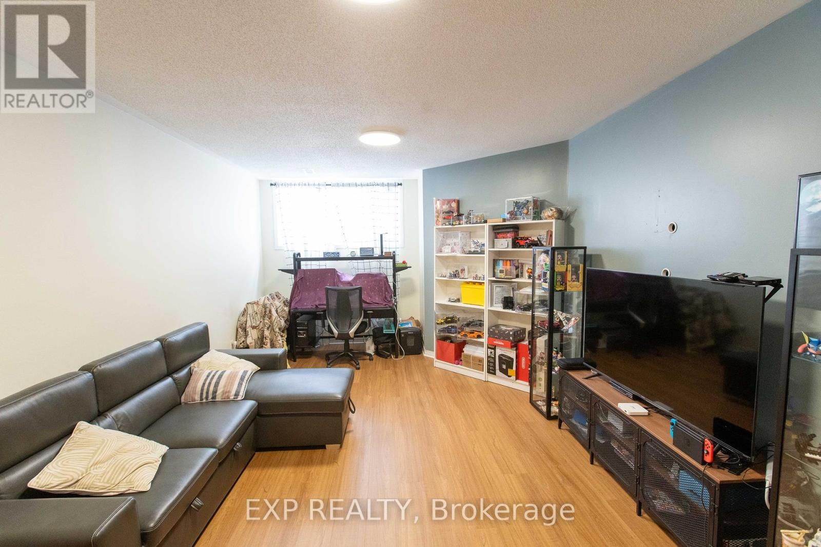 54 Sheppard's Glen Avenue, Ottawa, Ontario  K2M 2M9 - Photo 22 - X12820252