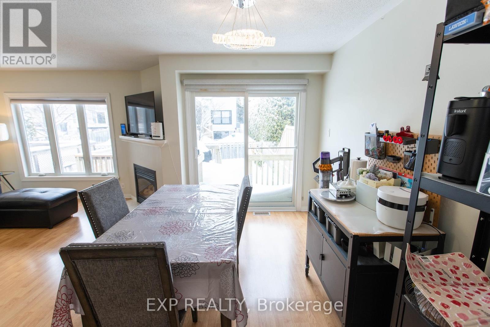 54 Sheppard's Glen Avenue, Ottawa, Ontario  K2M 2M9 - Photo 6 - X12820252