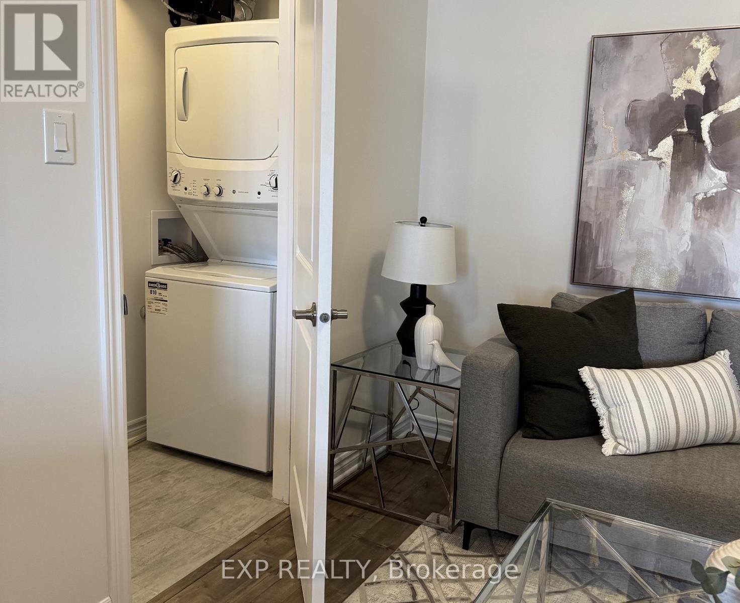 L - 50 Jaguar Private, Ottawa, Ontario  K2V 0J2 - Photo 11 - X12820268