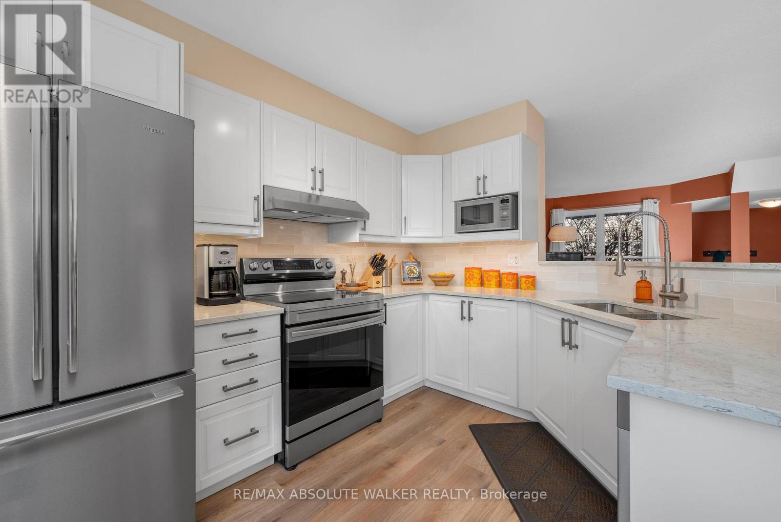 2083 Breezewood Street, Ottawa, Ontario  K4A 4R7 - Photo 13 - X12820306