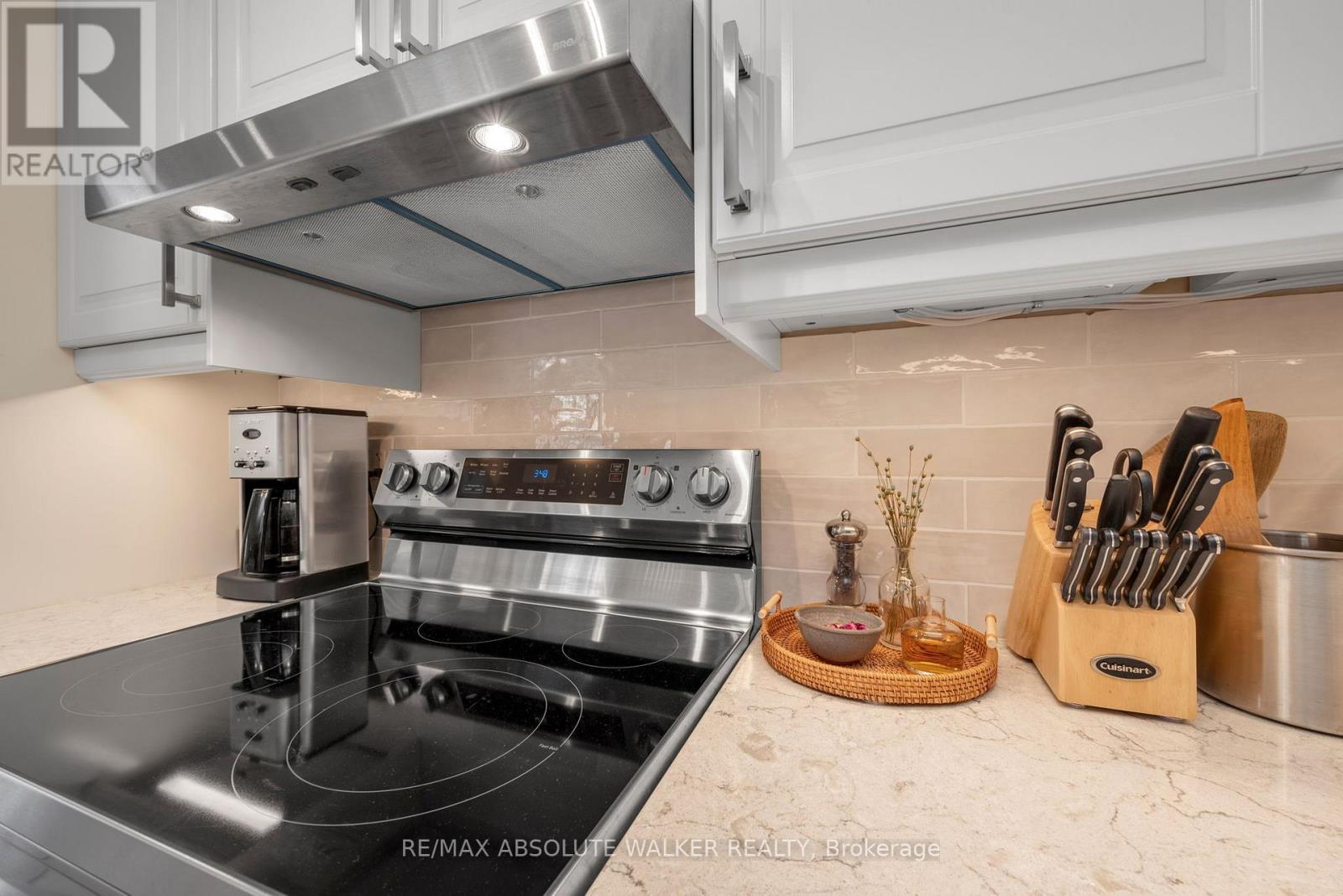 2083 Breezewood Street, Ottawa, Ontario  K4A 4R7 - Photo 17 - X12820306