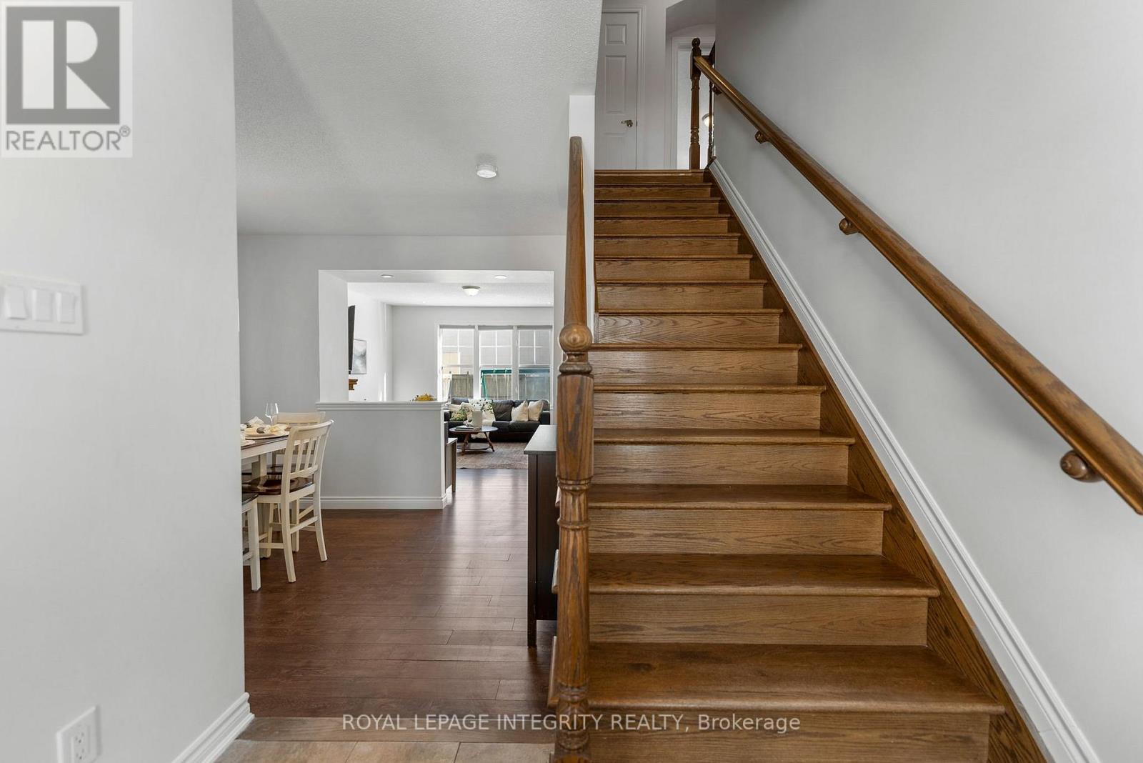 347 Gallantry Way, Ottawa, Ontario K2S 0R1 - Photo 17 - X12820316