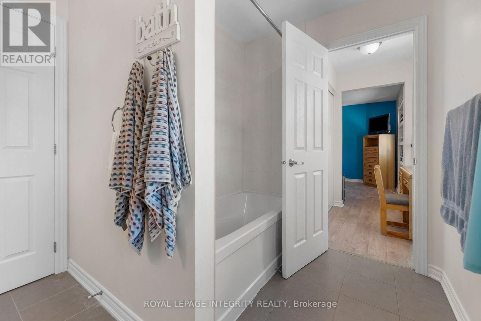 347 Gallantry Way, Ottawa, Ontario K2S 0R1 - Photo 24 - X12820316