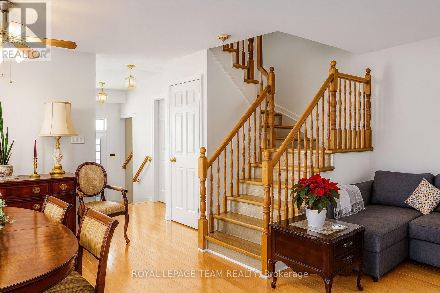 20 Heartleaf Private, Ottawa, Ontario K1T 3Z9 - Photo 5 - X12820320