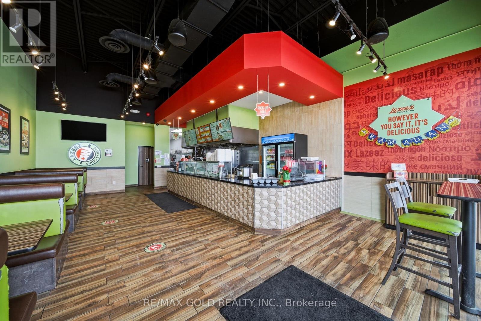 2 - 1356 S Service Road, Hamilton, Ontario  L8E 5C5 - Photo 5 - X12818818