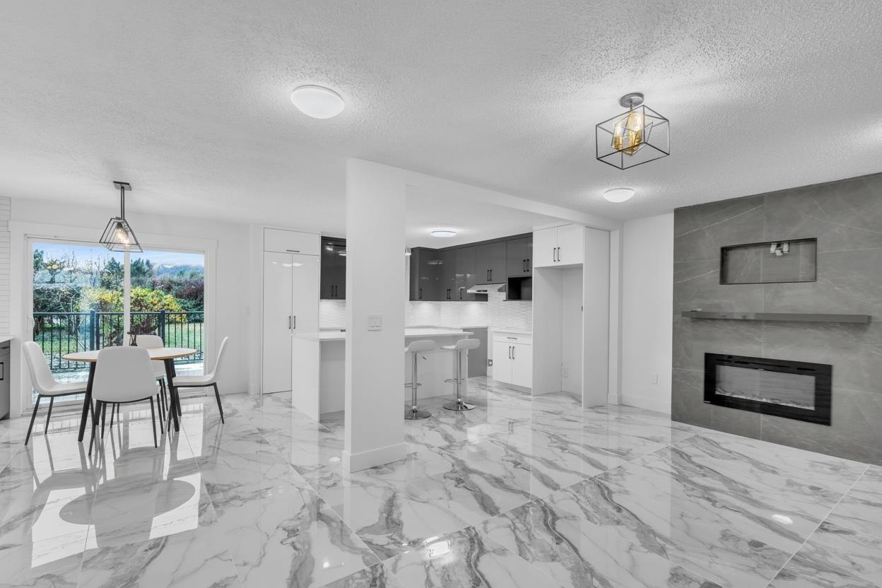 45122 Balmoral Avenue, Sardis South, Chilliwack, British Columbia  V2R 3G8 - Photo 3 - R3092830