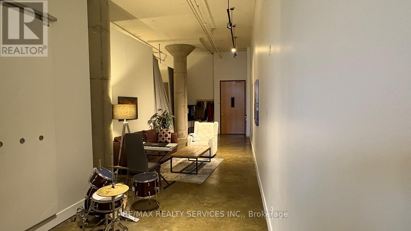 406 - 90 Sumach Street, Toronto, Ontario  M5A 4R4 - Photo 2 - C12820236