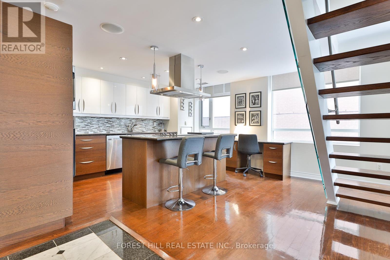 Ph 1904 - 80 Cumberland Street, Toronto (Annex), Ontario  M5R 3K9 - Photo 4 - C12820308