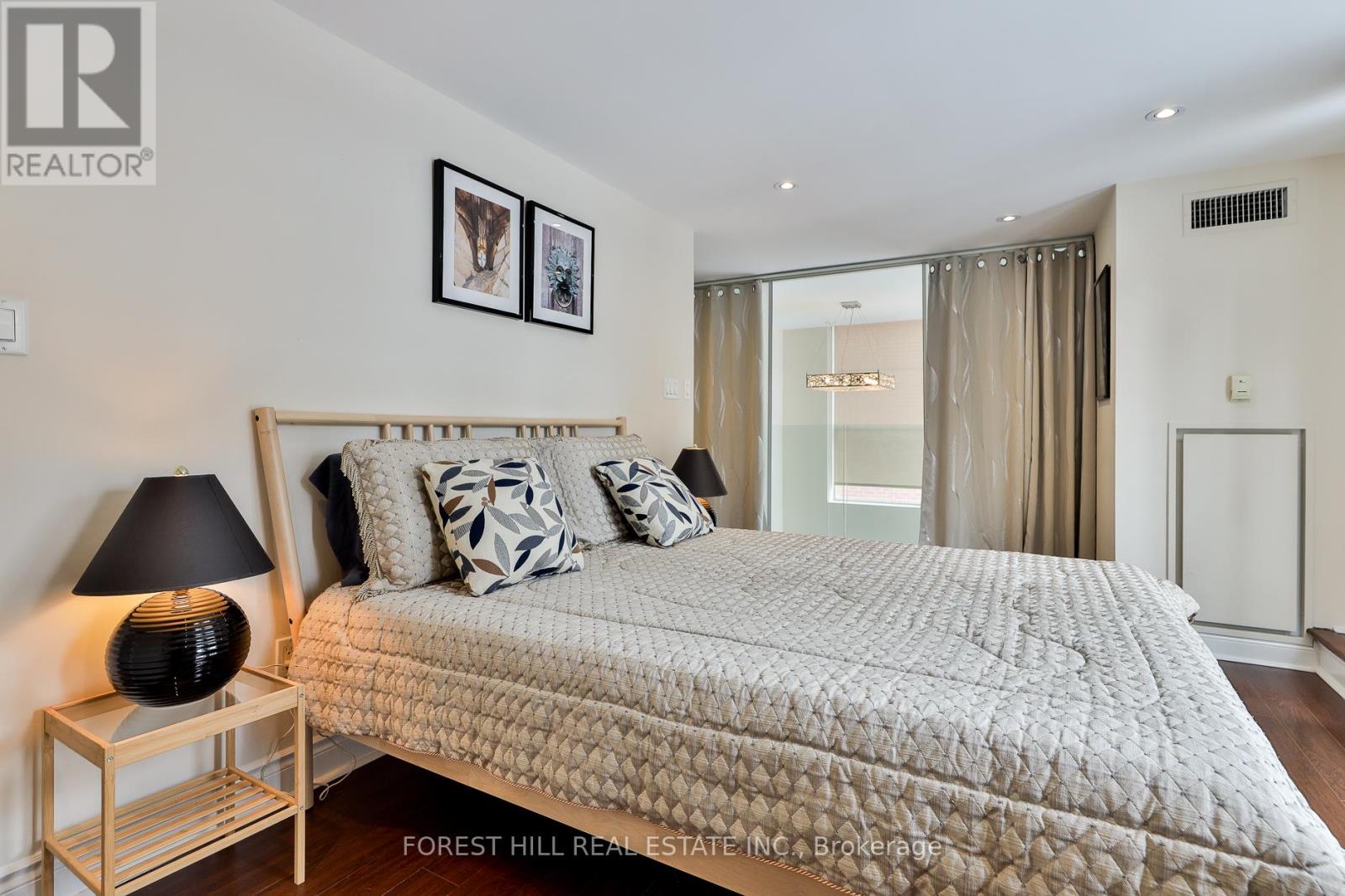 Ph 1904 - 80 Cumberland Street, Toronto (Annex), Ontario  M5R 3K9 - Photo 45 - C12820308