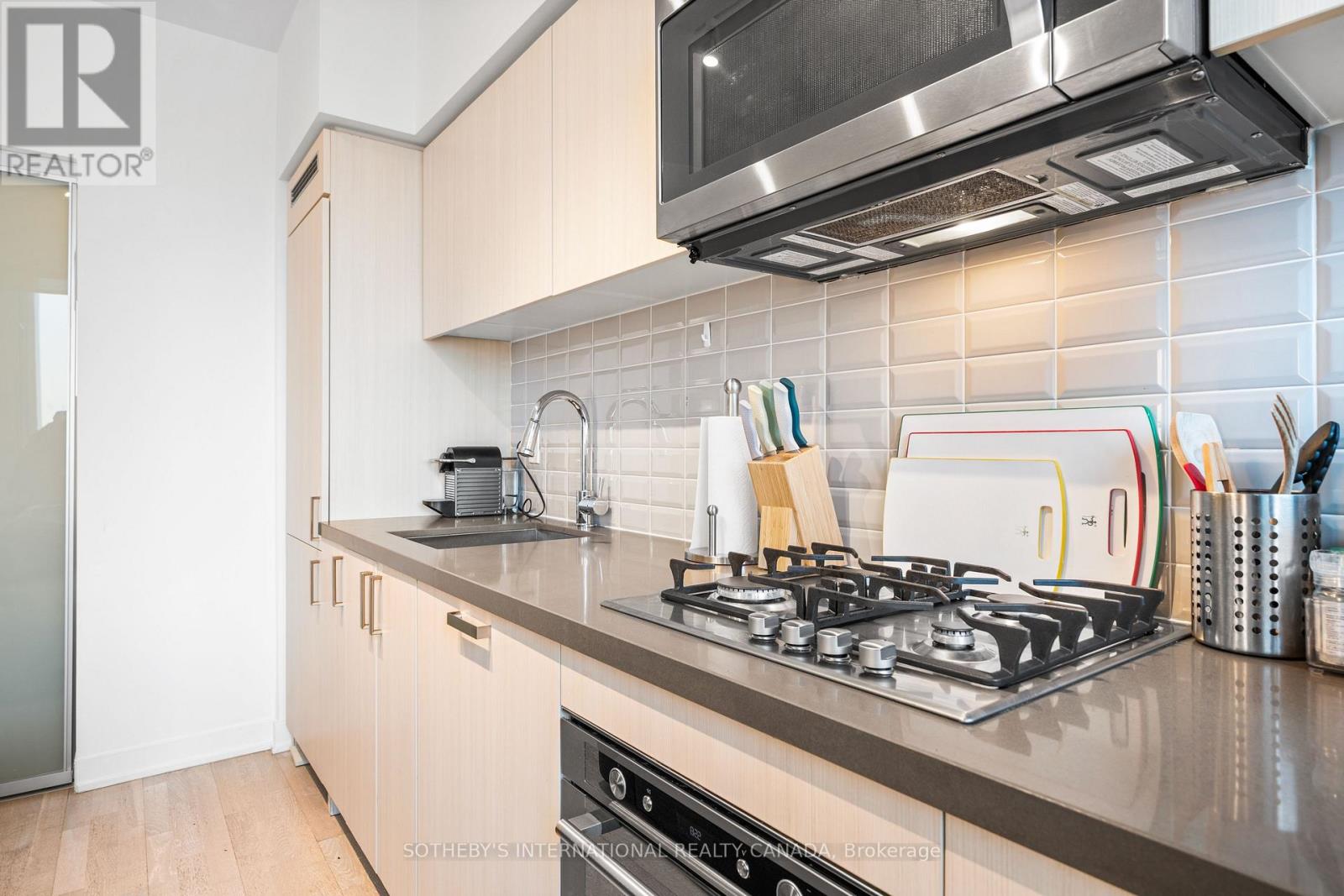 417 - 501 St. Clair Avenue W, Toronto, Ontario  M5P 0A2 - Photo 16 - C12820418