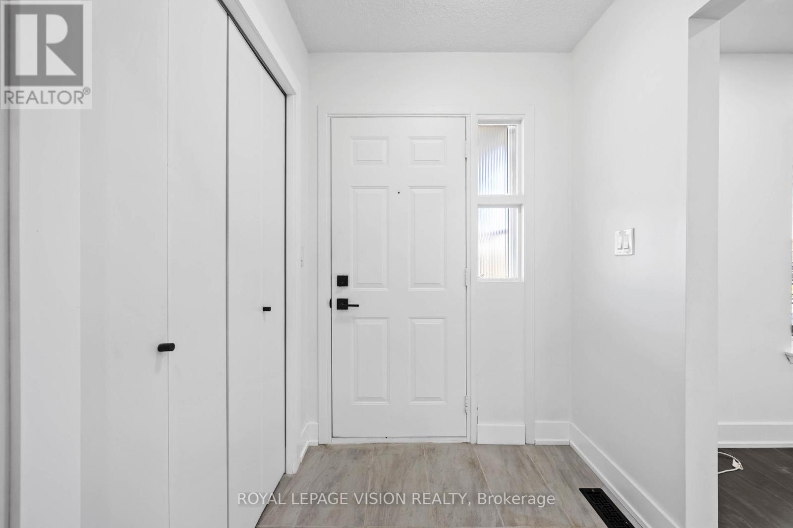 37 Winstanly Crescent, Toronto, Ontario  M1B 1N3 - Photo 20 - E12820222