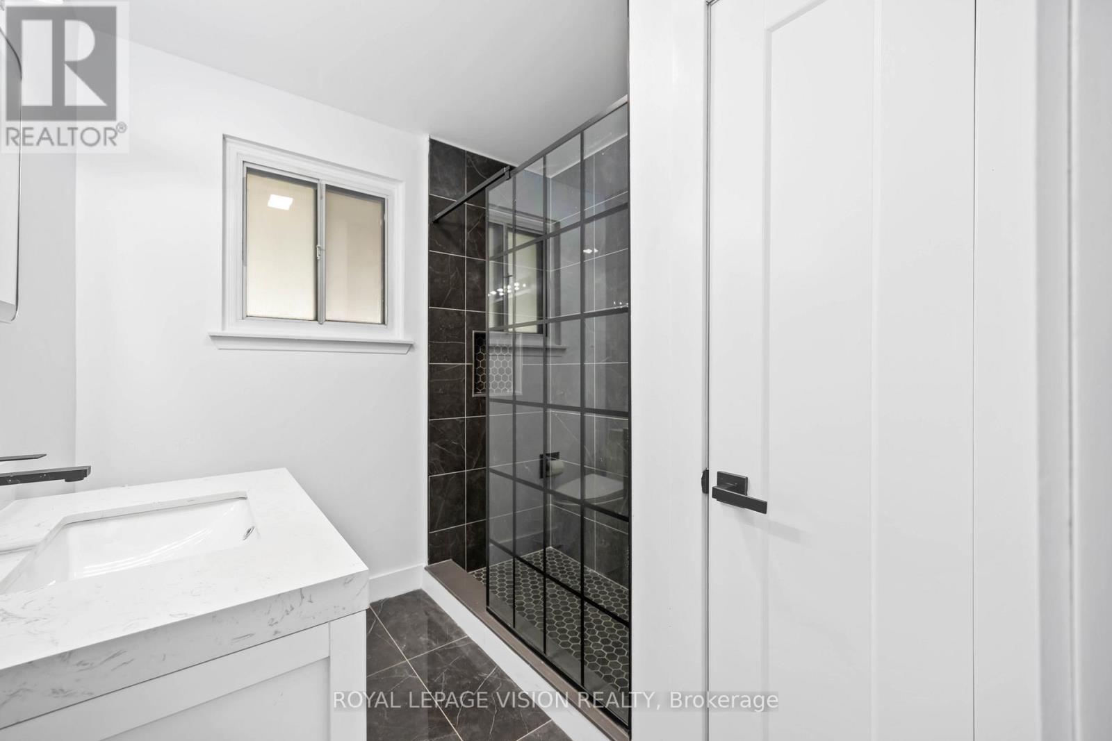 37 Winstanly Crescent, Toronto, Ontario  M1B 1N3 - Photo 25 - E12820222
