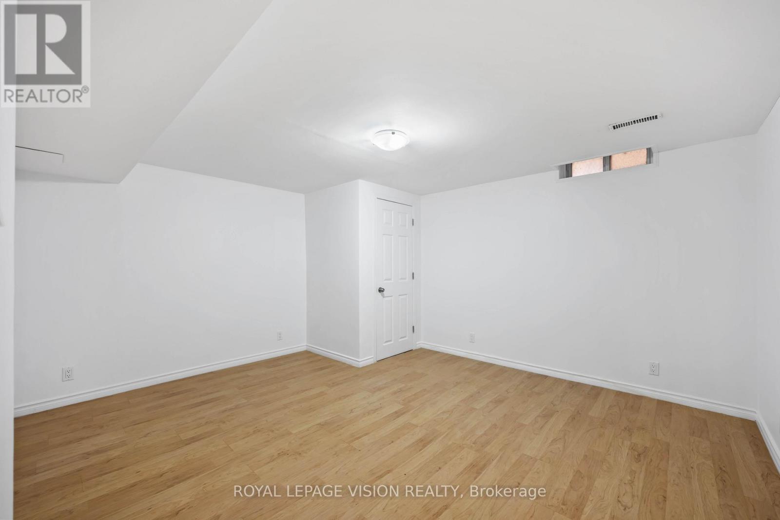 37 Winstanly Crescent, Toronto, Ontario  M1B 1N3 - Photo 3 - E12820222