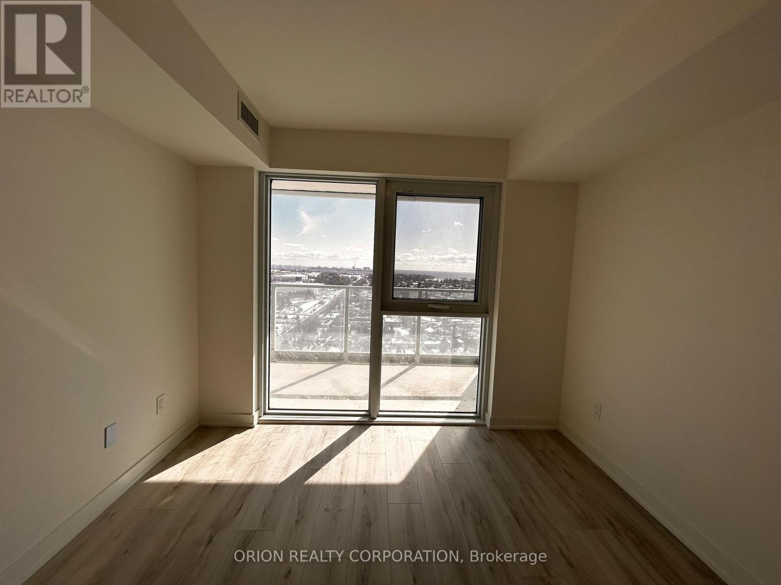 1707 - 1010 Sandy Beach Road, Pickering, Ontario  L1W 0C7 - Photo 13 - E12820360