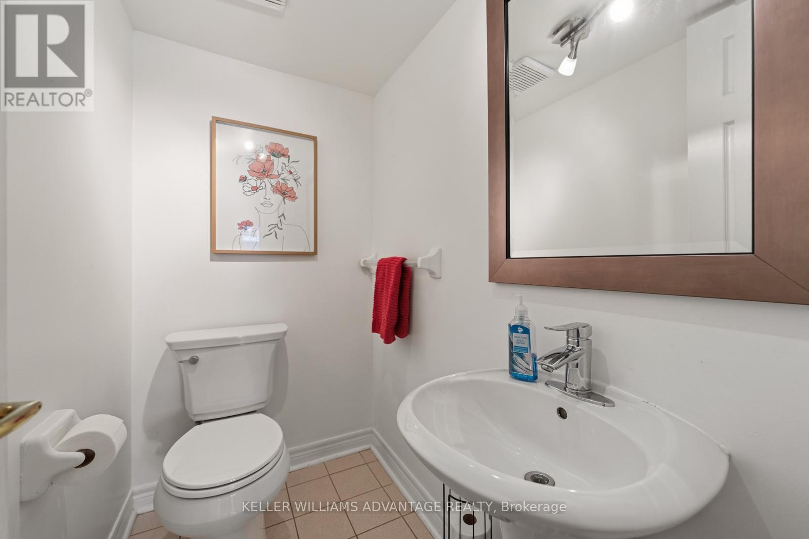 14 Fitzgerald Mews, Toronto, Ontario  M4L 3X3 - Photo 27 - E12820396