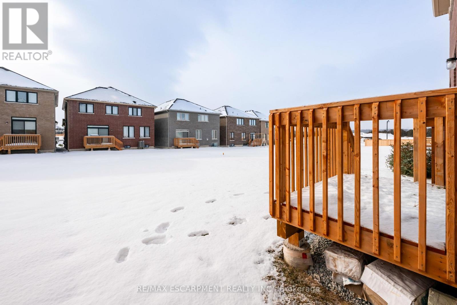 48 Sparrow Way, Adjala-Tosorontio (Colgan), Ontario  L0G 1W0 - Photo 2 - N12820248