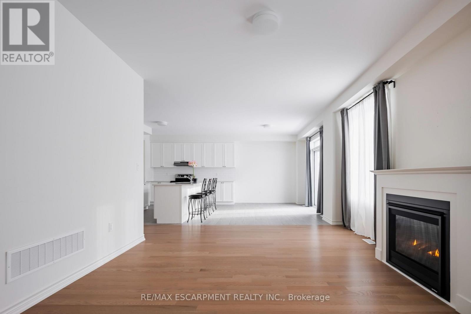 48 Sparrow Way, Adjala-Tosorontio (Colgan), Ontario  L0G 1W0 - Photo 21 - N12820248