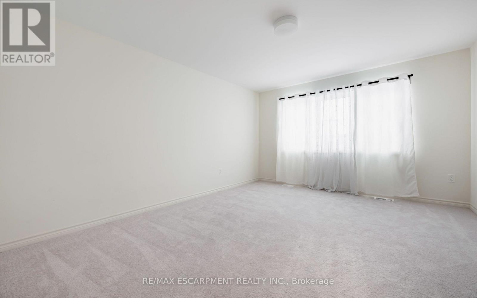 48 Sparrow Way, Adjala-Tosorontio (Colgan), Ontario  L0G 1W0 - Photo 35 - N12820248