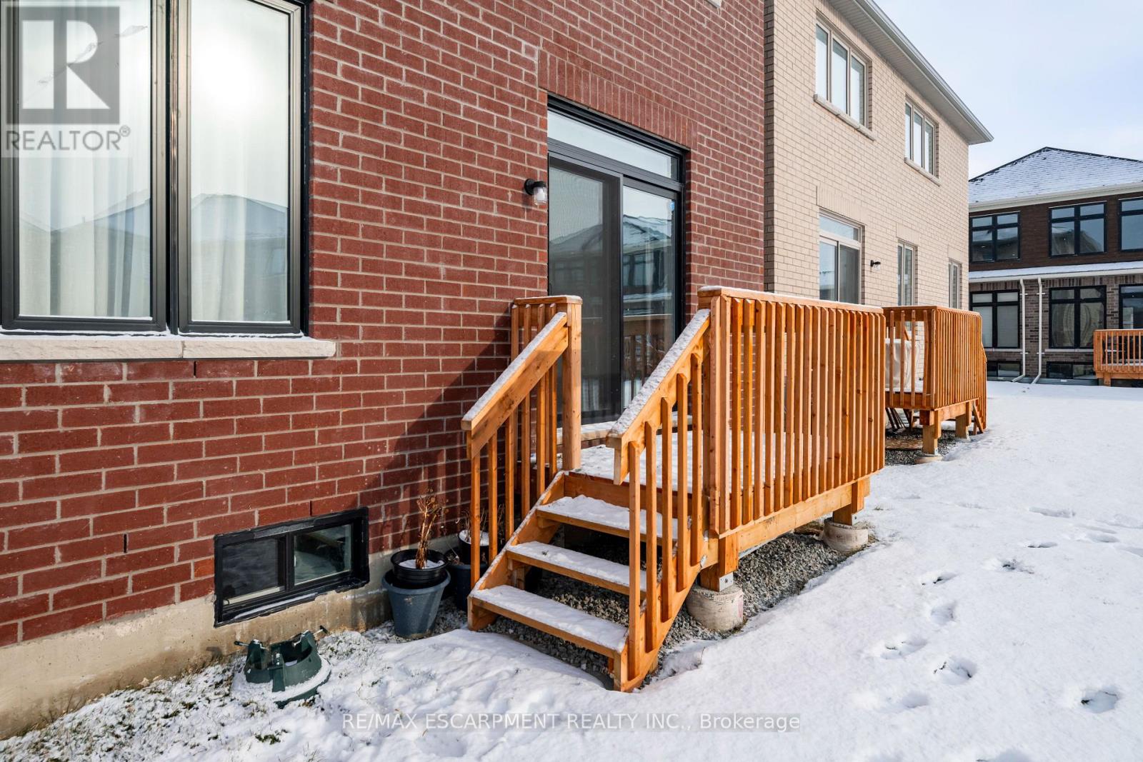 48 Sparrow Way, Adjala-Tosorontio (Colgan), Ontario  L0G 1W0 - Photo 4 - N12820248