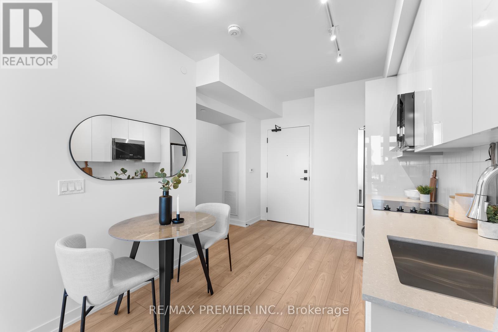 2206 - 474 Caldari Road, Vaughan, Ontario  L4K 0R5 - Photo 4 - N12820258