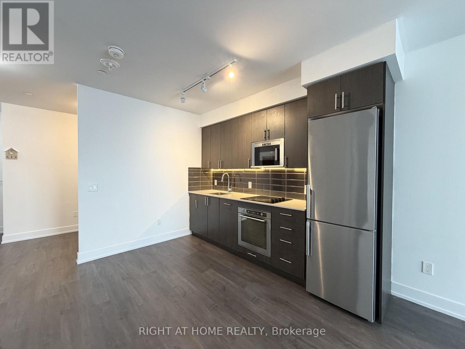 1713 - 2550 Simcoe Street N, Oshawa, Ontario  L1L 0R5 - Photo 5 - E12730000