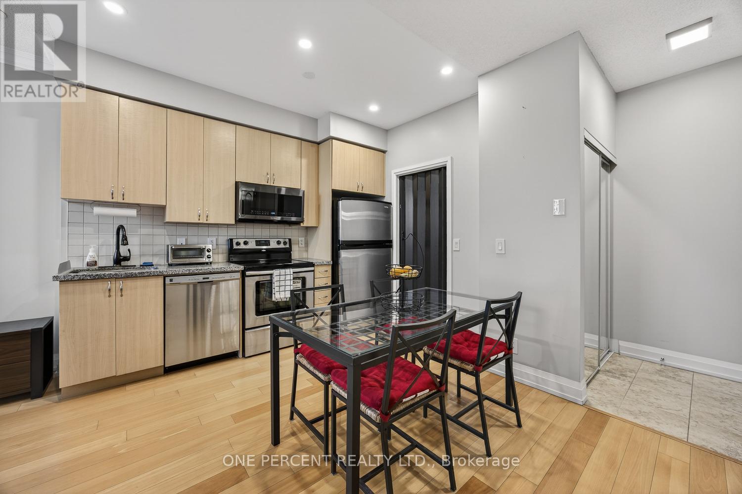 Ph11 - 55 De Boers Drive, Toronto, Ontario  M3J 0G5 - Photo 9 - W12820240