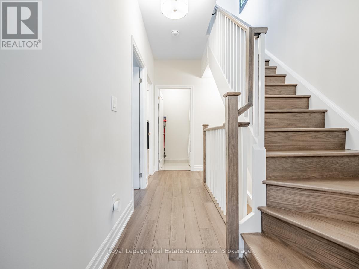 511 - 657 Cricklewood Drive, Mississauga, Ontario  L5G 0B8 - Photo 30 - W12820298