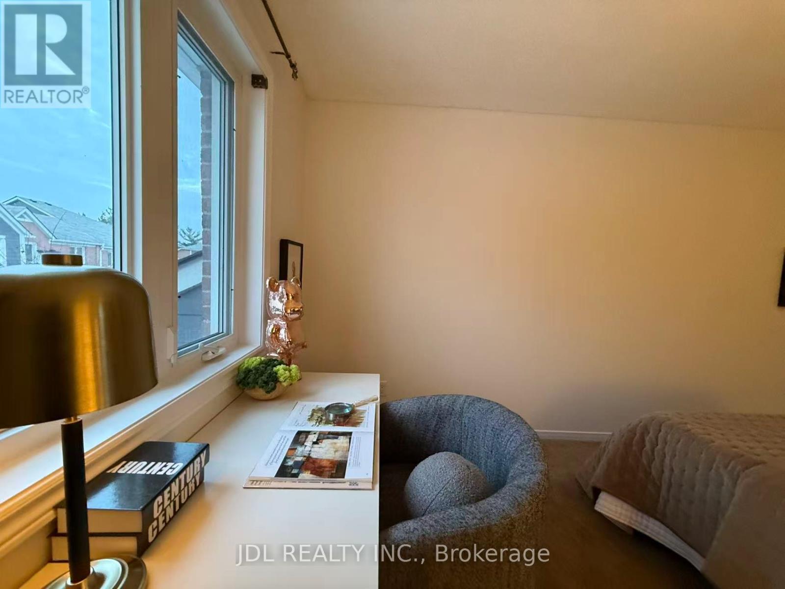 112 - 2205 South Millway, Mississauga, Ontario L5L 3T2 - Photo 24 - W12820350