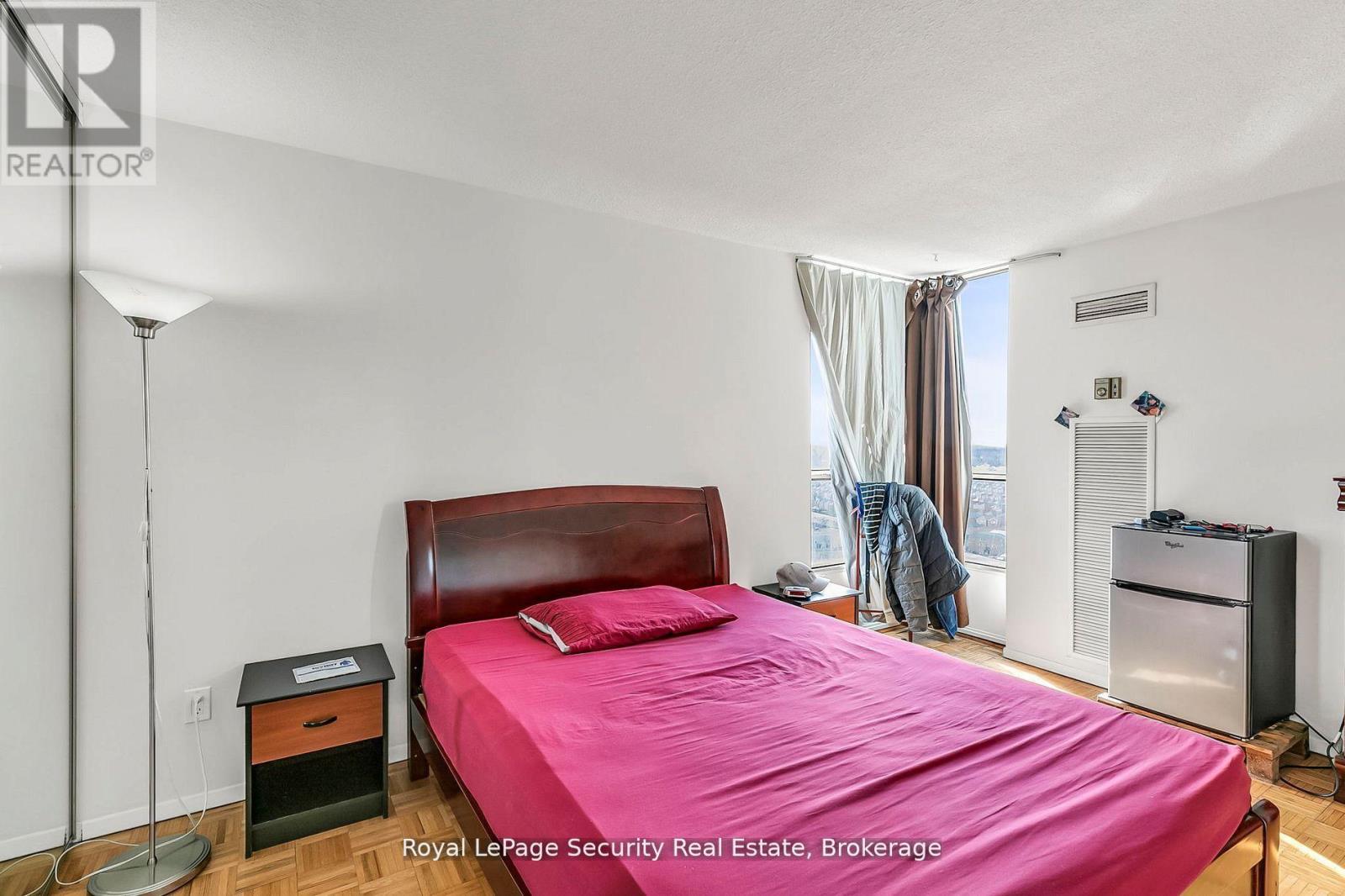 2413 - 10 Martha Eaton Way, Toronto, Ontario  M6M 5B3 - Photo 16 - W12820364