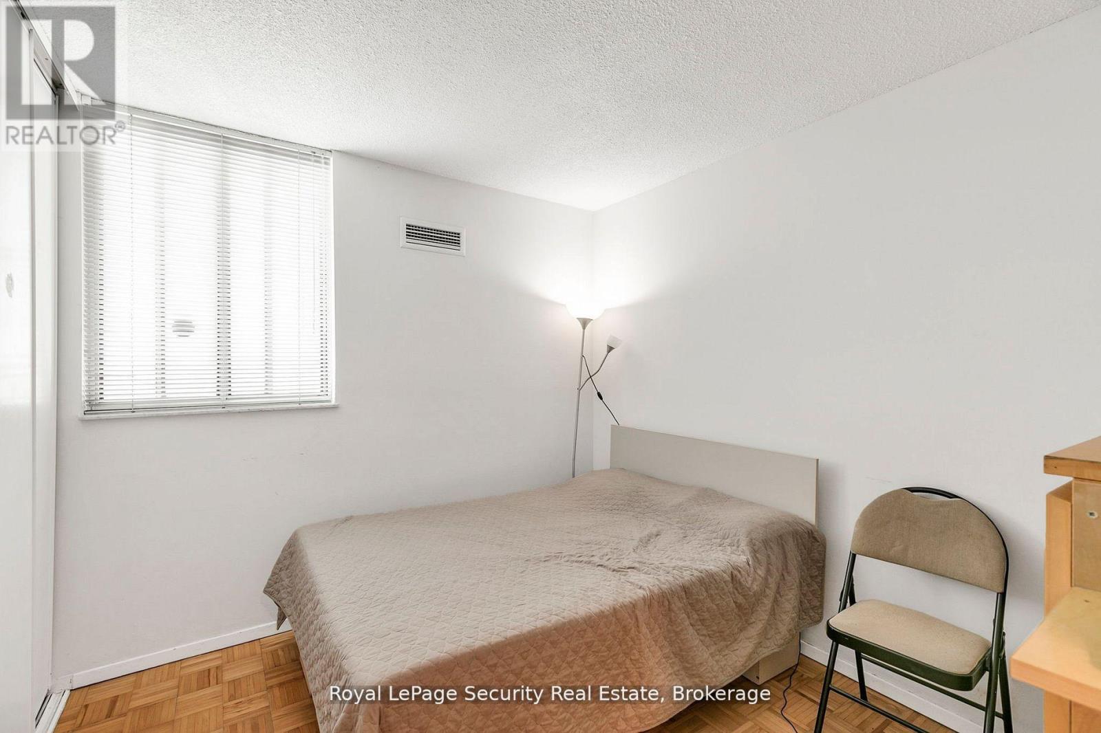 2413 - 10 Martha Eaton Way, Toronto, Ontario  M6M 5B3 - Photo 20 - W12820364