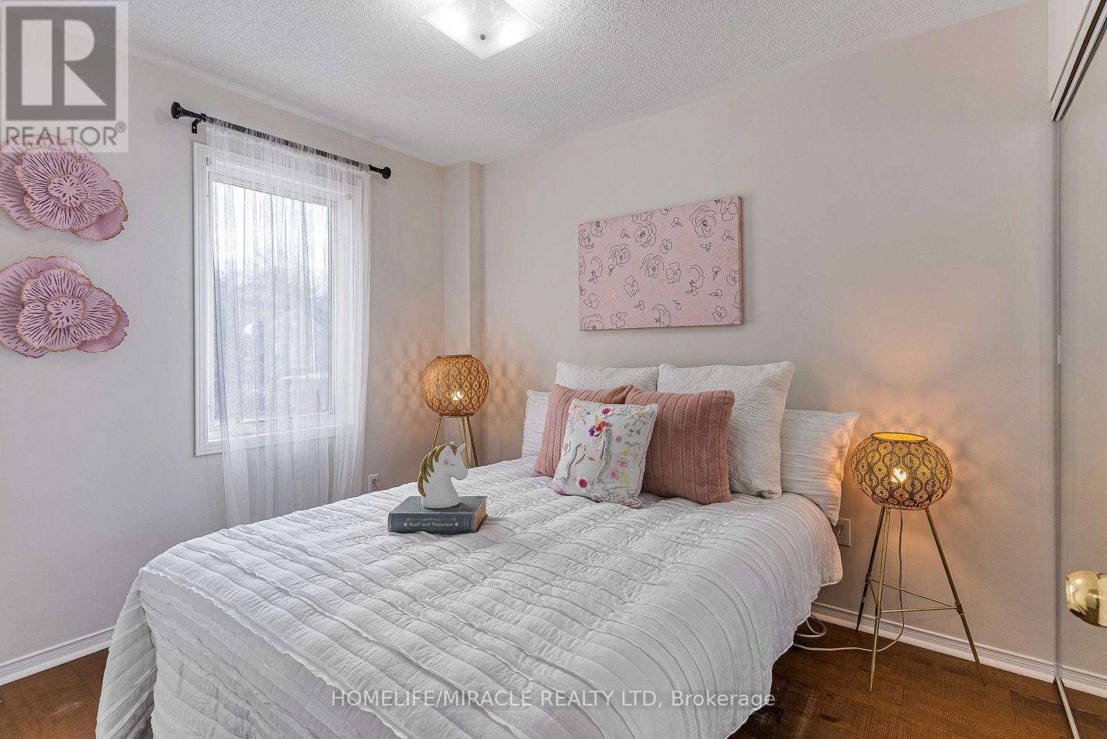 2831 Westbury Court, Mississauga, Ontario  L5M 6B4 - Photo 28 - W12820414