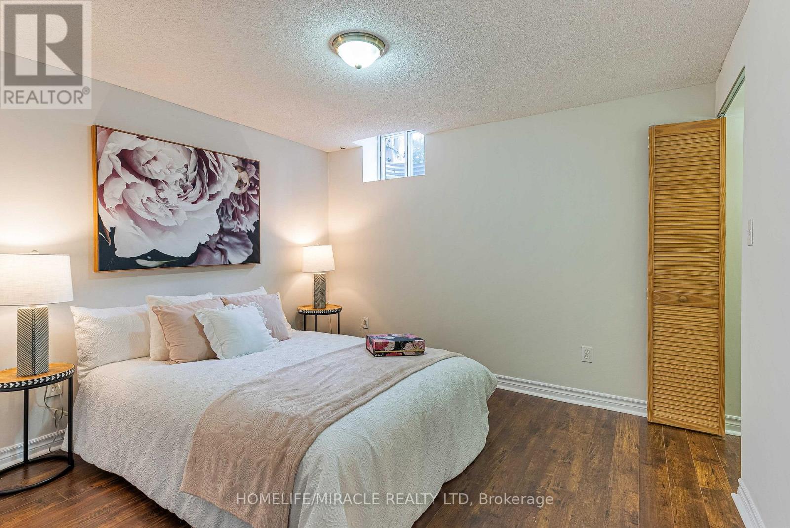 2831 Westbury Court, Mississauga, Ontario  L5M 6B4 - Photo 35 - W12820414