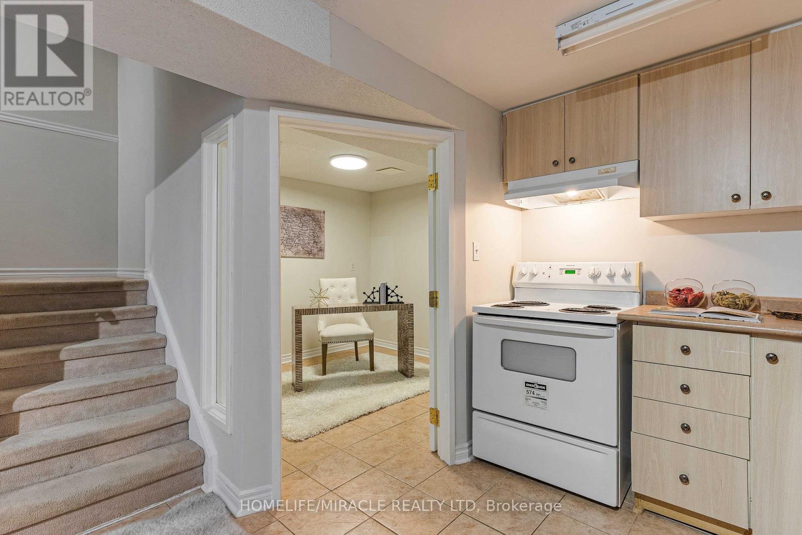 2831 Westbury Court, Mississauga, Ontario  L5M 6B4 - Photo 44 - W12820414