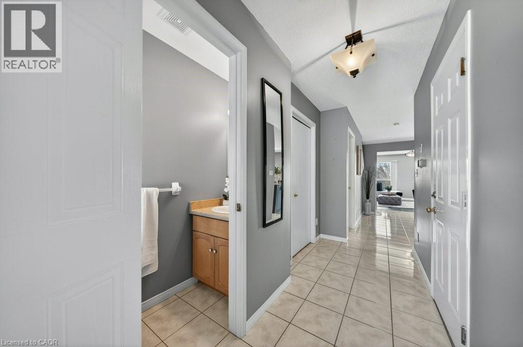 14 Chester Drive, Cambridge, Ontario  N1T 2C4 - Photo 4 - 40805662