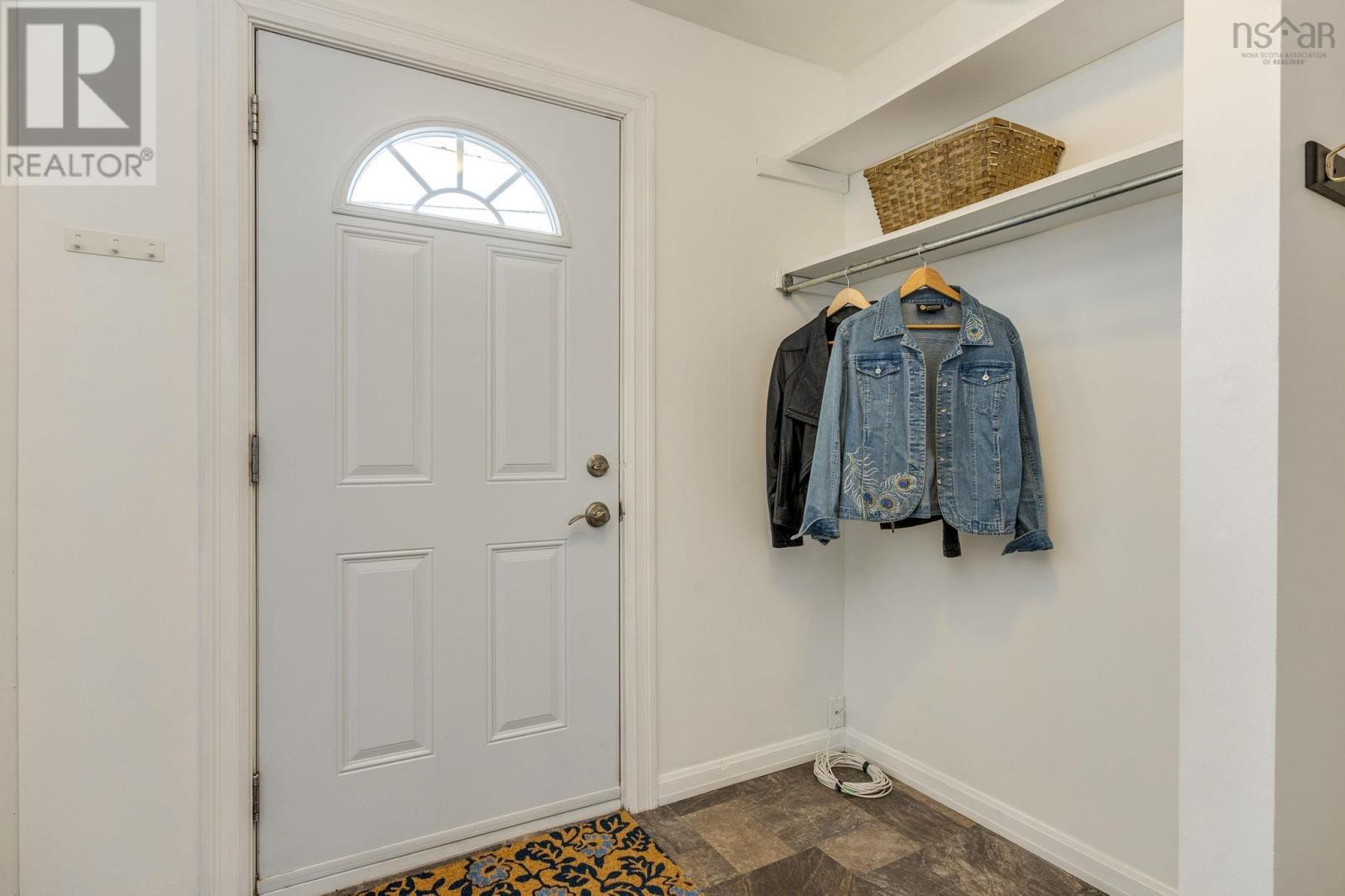 87 Chameau Crescent, Cole Harbour, Nova Scotia  B2W 5G5 - Photo 2 - 202603376