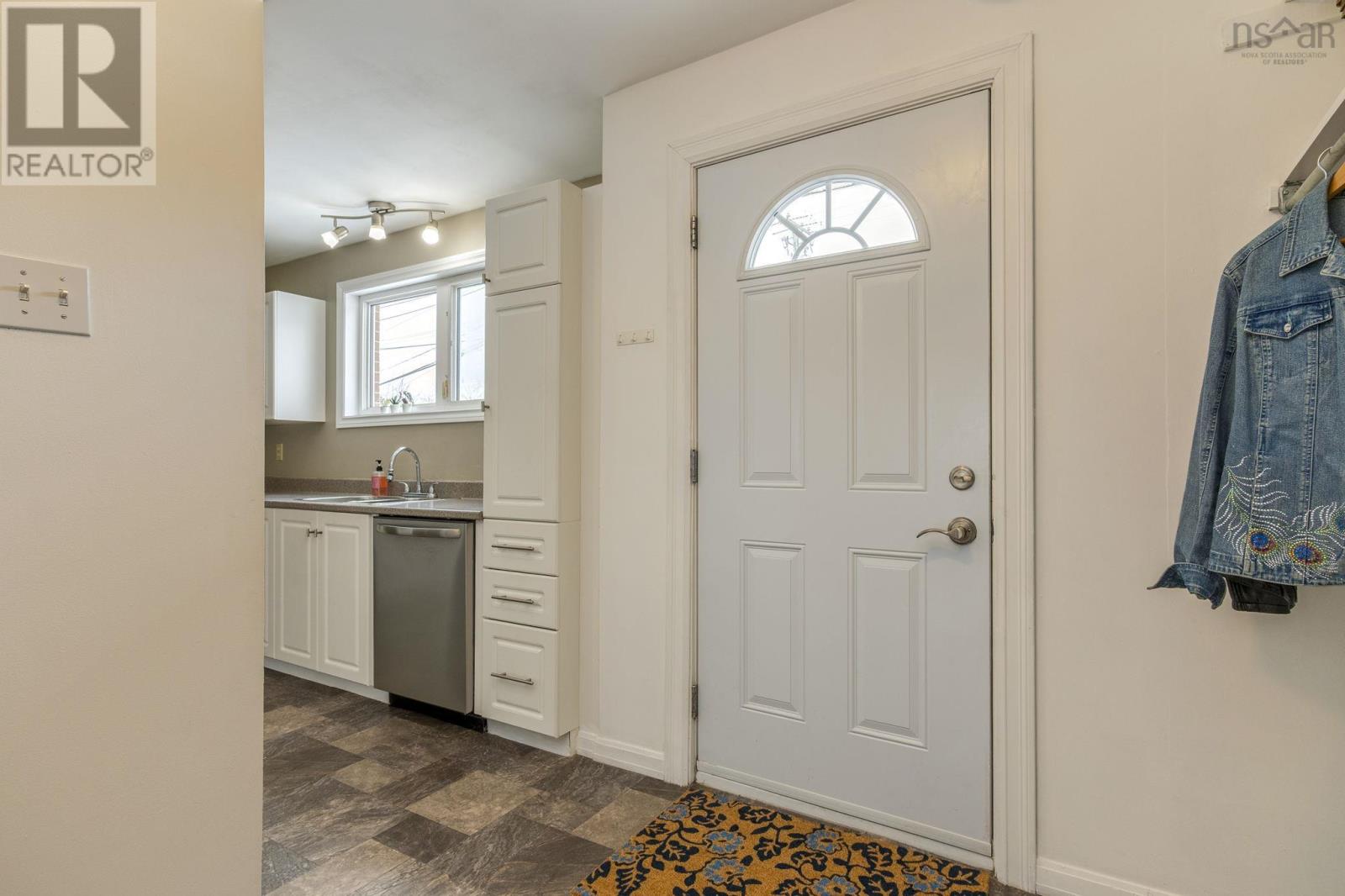 87 Chameau Crescent, Cole Harbour, Nova Scotia  B2W 5G5 - Photo 3 - 202603376