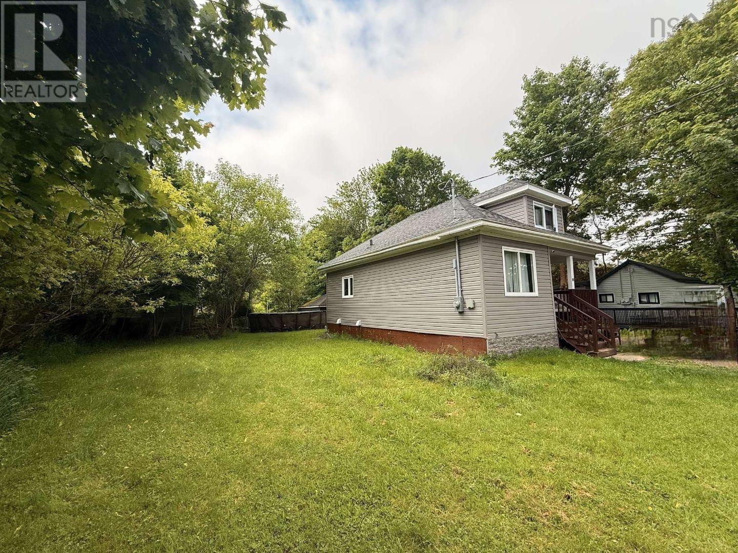 18 Royalty Street, Truro, Nova Scotia  B2N 1S9 - Photo 6 - 202601820