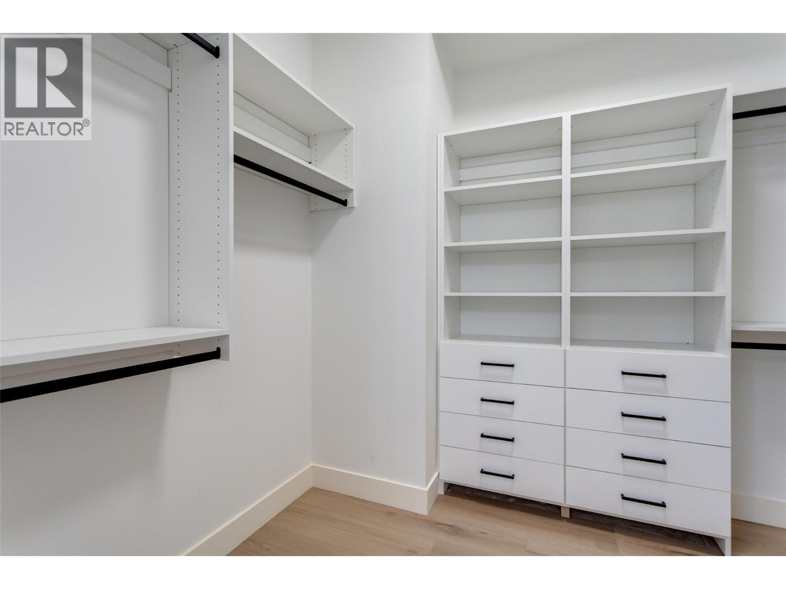 970 Lawson Avenue Unit# 4 Kelowna Photo 31 970 Lawson Avenue Unit# 4 Kelowna Photo 31