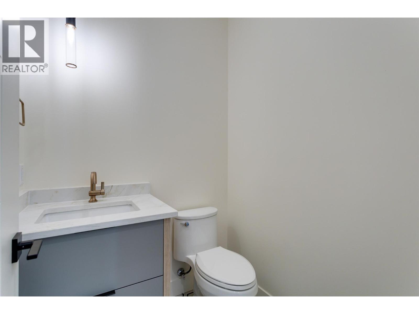 970 Lawson Avenue Unit# 4 Kelowna Photo 32 970 Lawson Avenue Unit# 4 Kelowna Photo 32