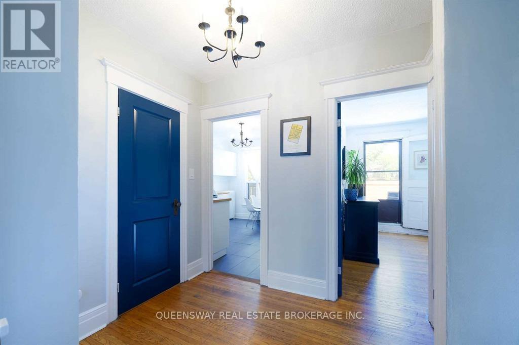 Upper - 17 Fairholt Road S, Hamilton, Ontario  L8M 2T2 - Photo 8 - X12820204