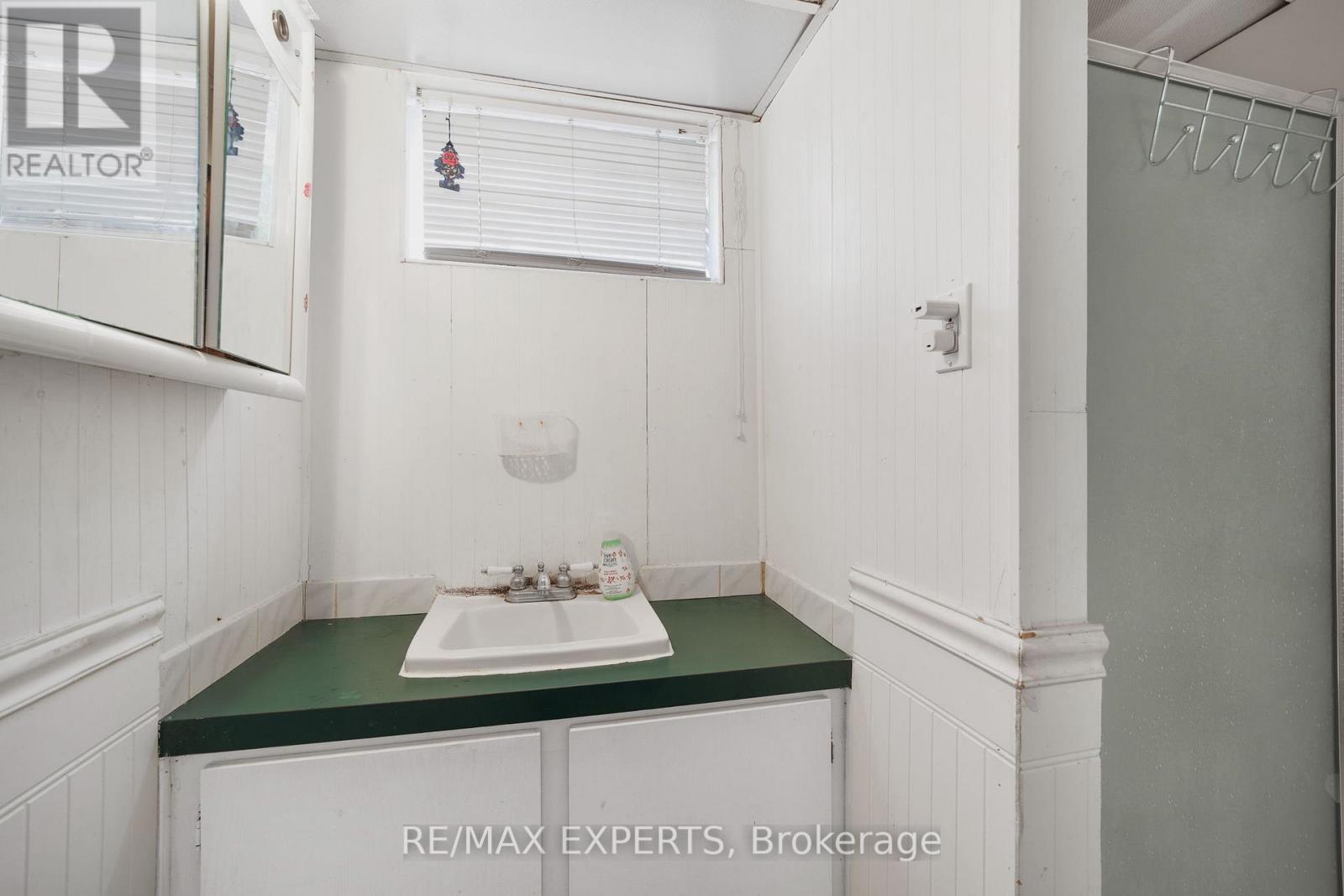 6198 Delaware Street, Niagara Falls, Ontario  L2G 2E8 - Photo 26 - X12820206