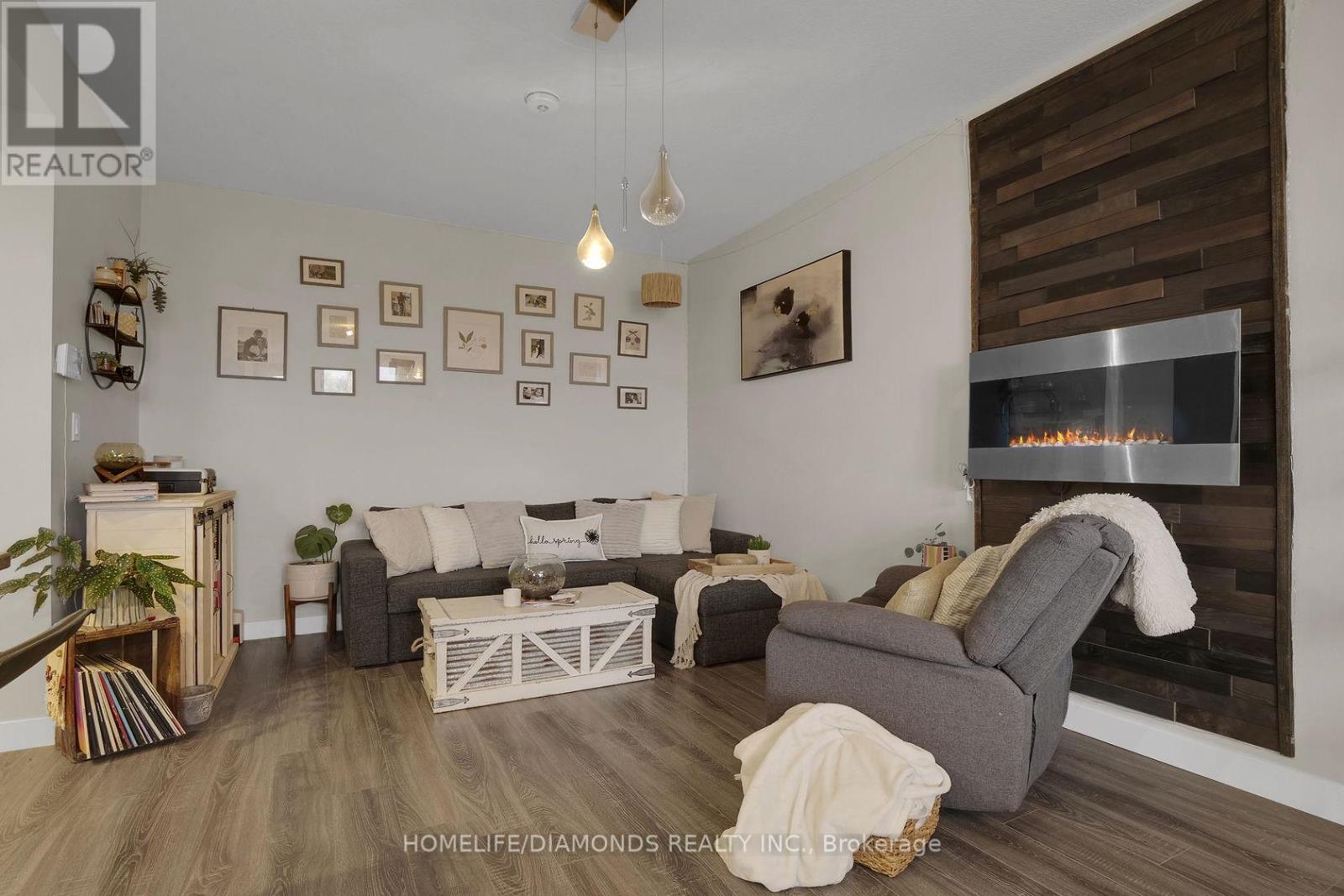 985 West Village Square, London North, Ontario  N6H 5J9 - Photo 13 - X12820232