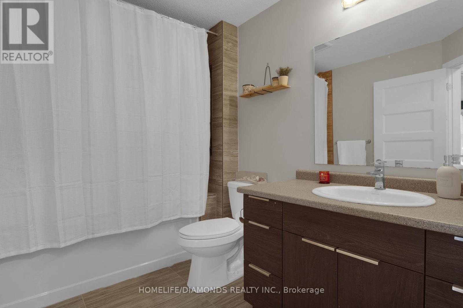 985 West Village Square, London North, Ontario  N6H 5J9 - Photo 17 - X12820232