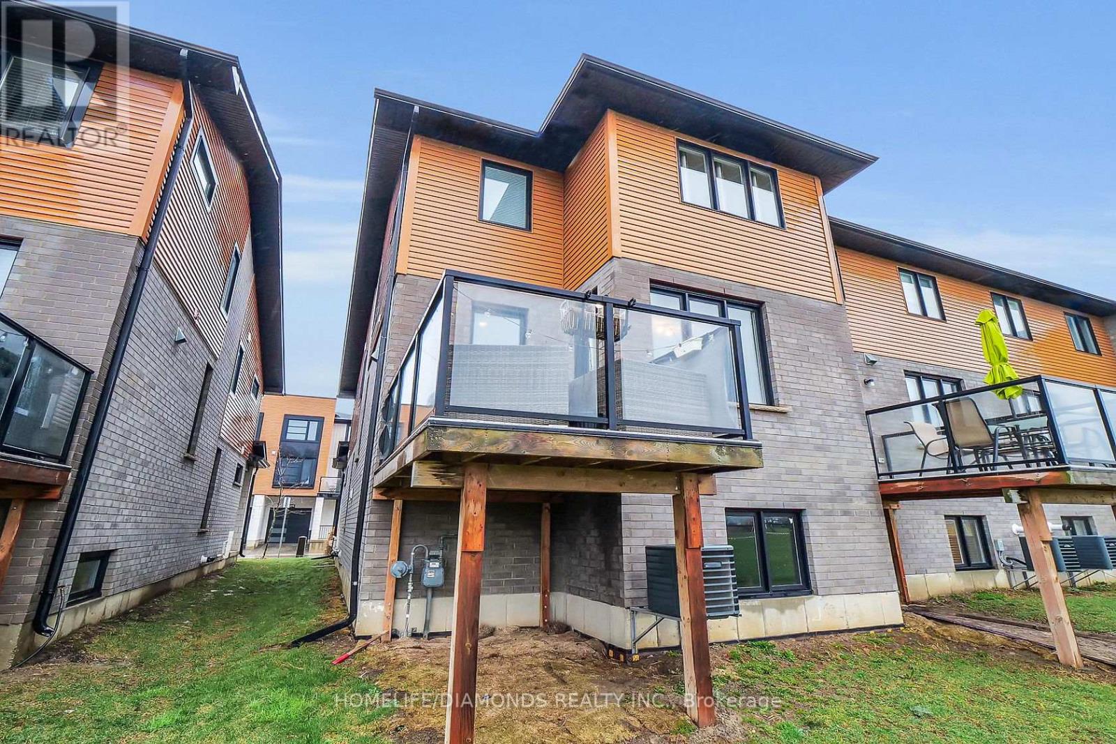 985 West Village Square, London North, Ontario  N6H 5J9 - Photo 30 - X12820232