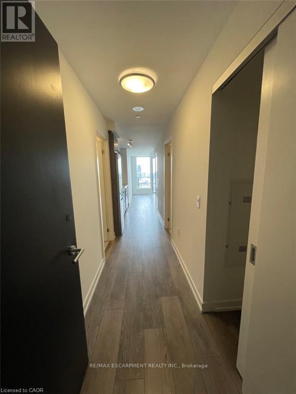 1805 - 15 Wellington Street, Kitchener, Ontario  N2G 0E4 - Photo 3 - X12820246